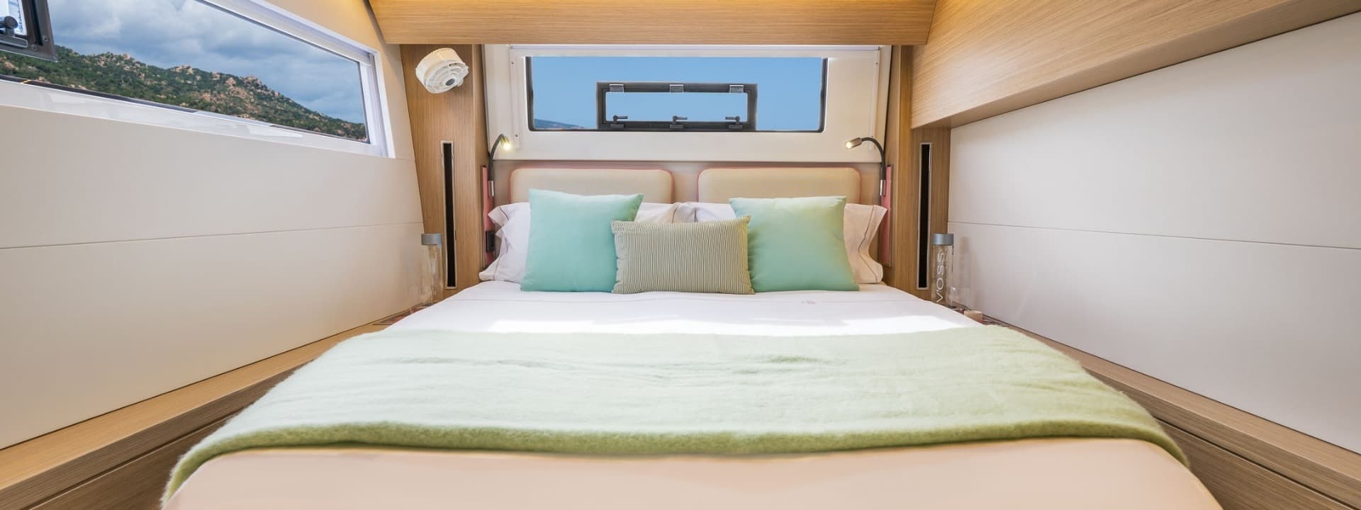 Lagoon 51 — image 4